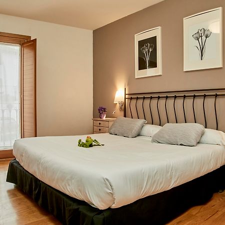 Hotel Casa Azcona Zizur Mayor Екстер'єр фото