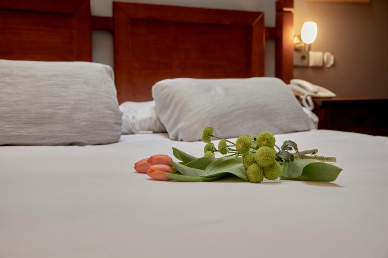 Hotel Casa Azcona Zizur Mayor Екстер'єр фото