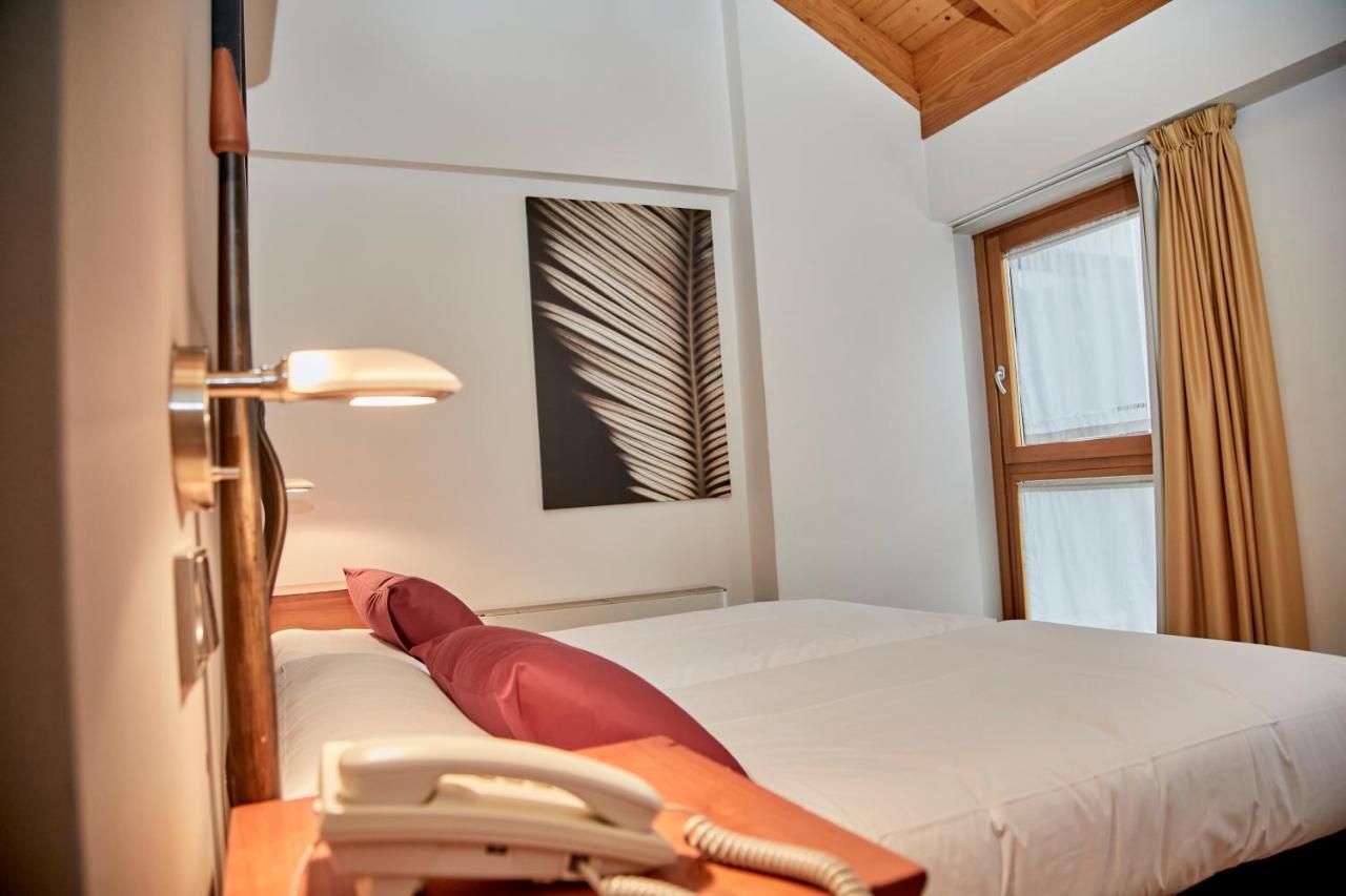 Hotel Casa Azcona Zizur Mayor Екстер'єр фото