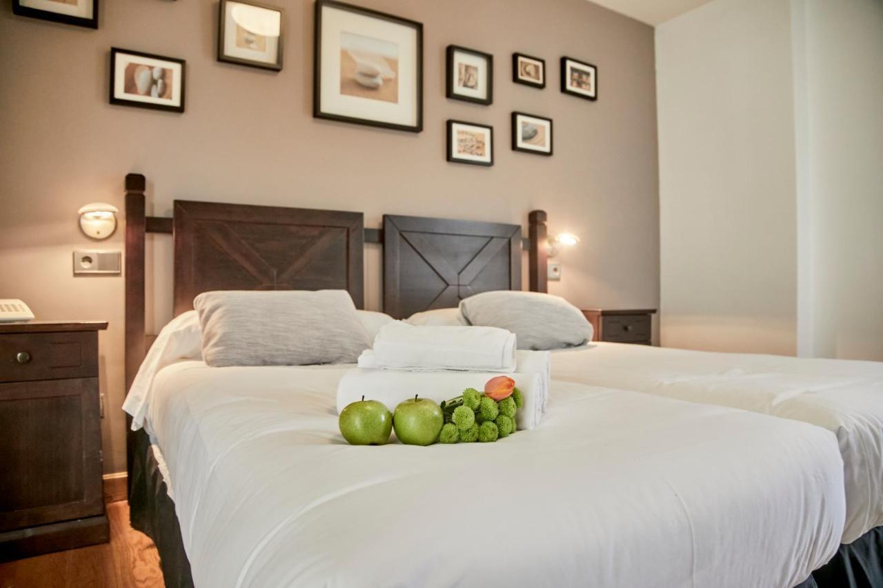 Hotel Casa Azcona Zizur Mayor Екстер'єр фото