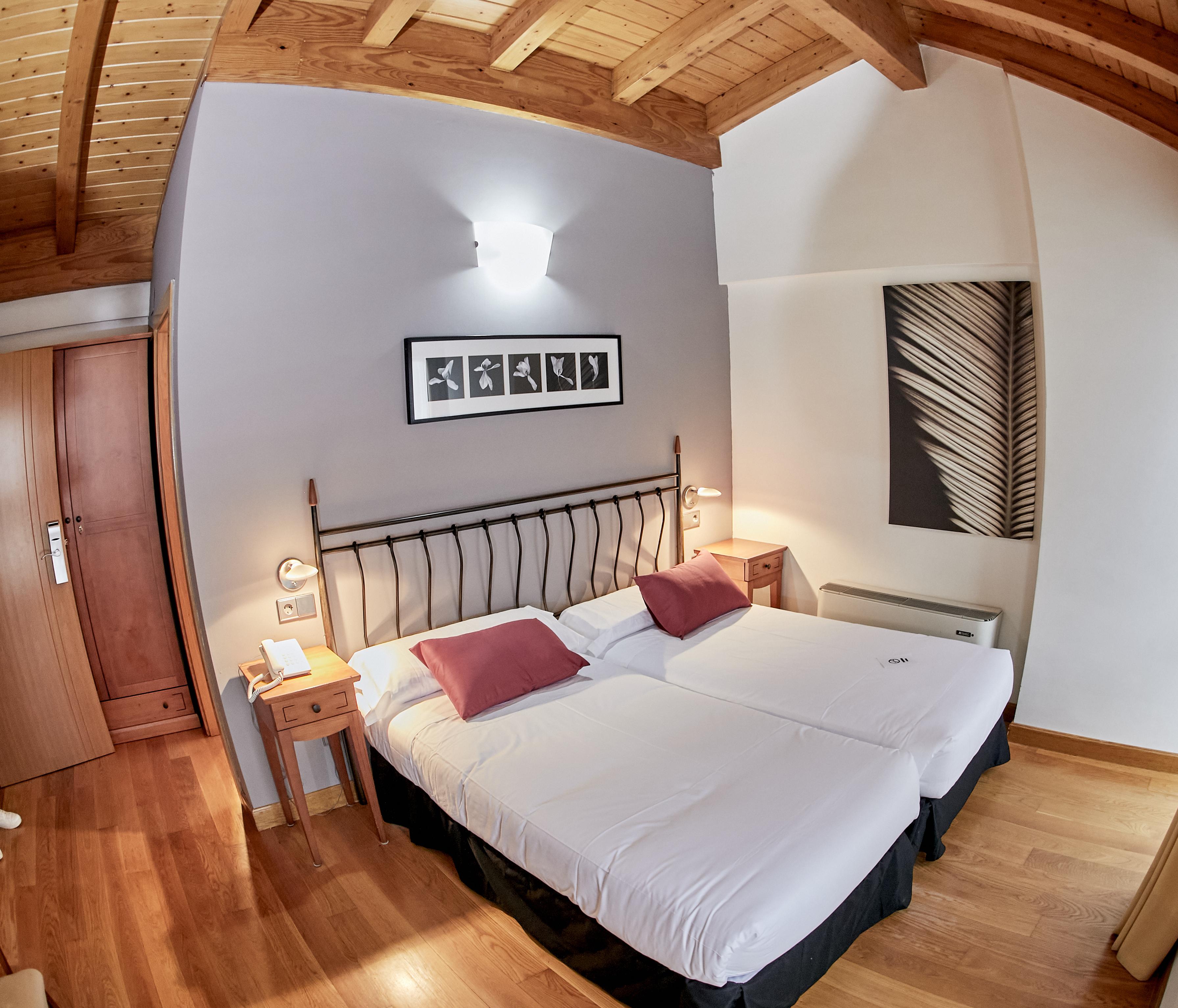 Hotel Casa Azcona Zizur Mayor Екстер'єр фото